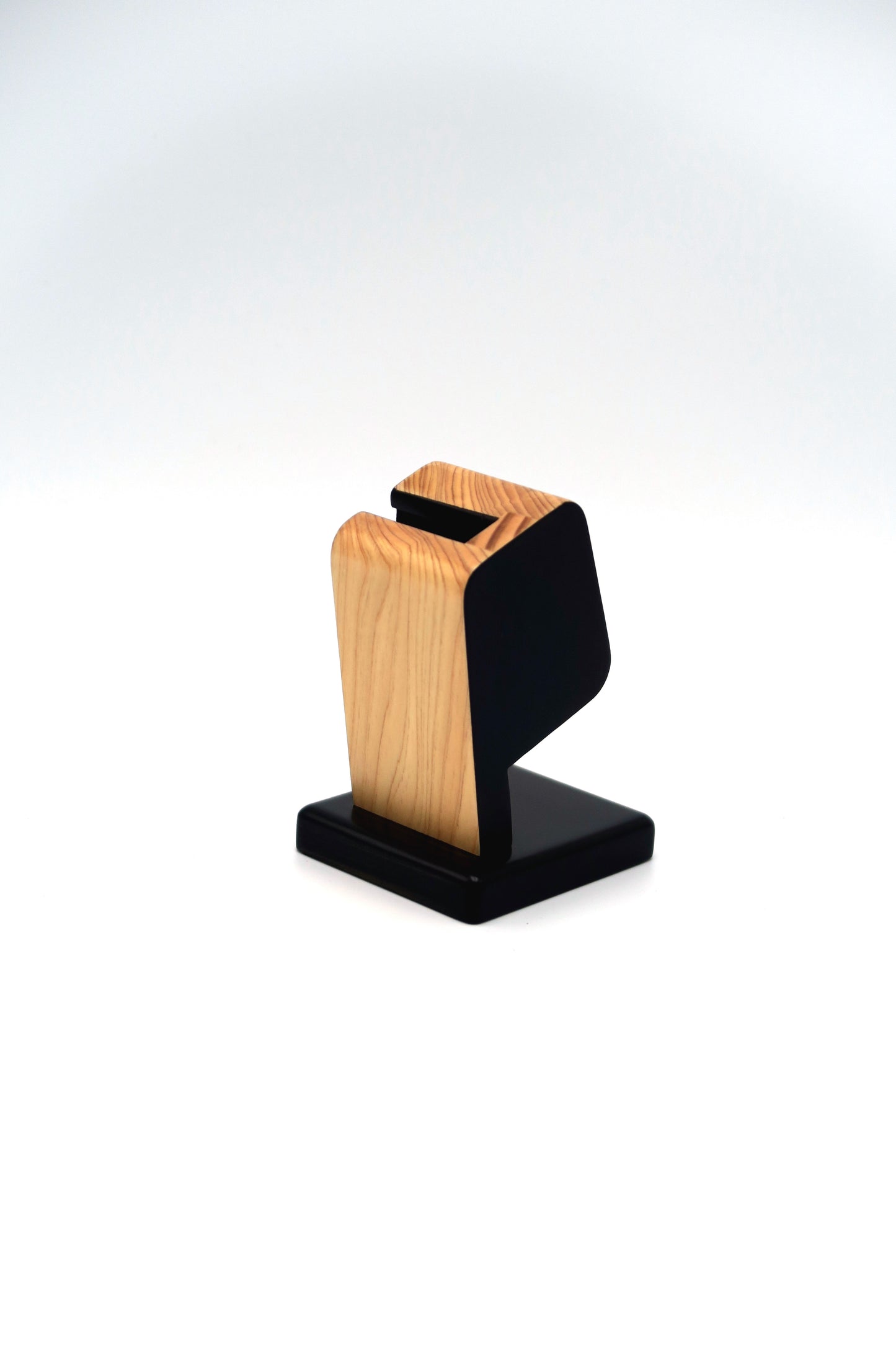 BW81 Hinoki Watch Stand