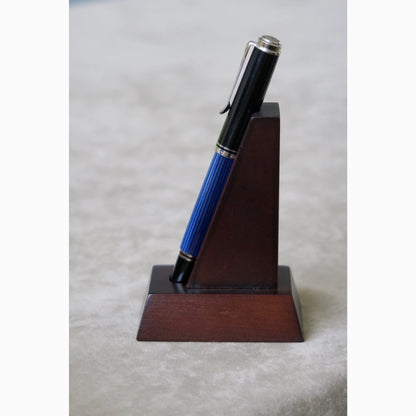 SC136 Pen Stand