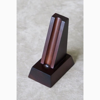 SC136 Pen Stand