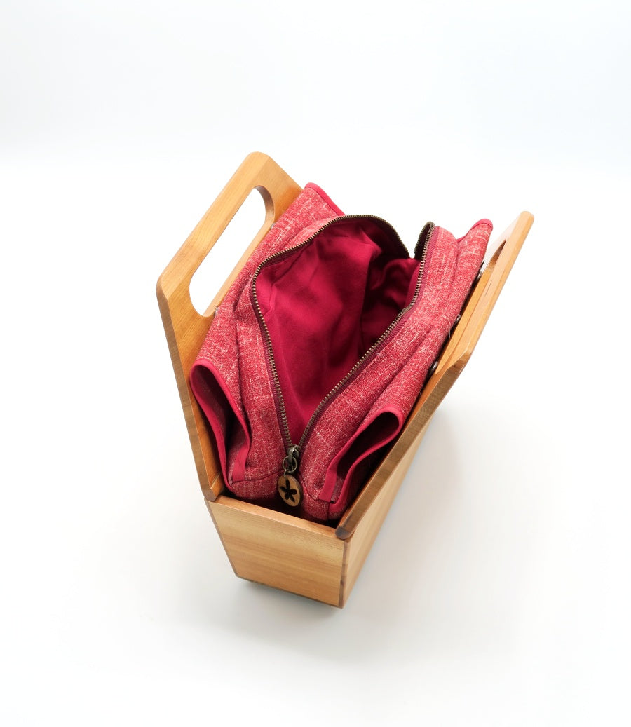 a-h-nr02 "augmenter" Hand Bag Red