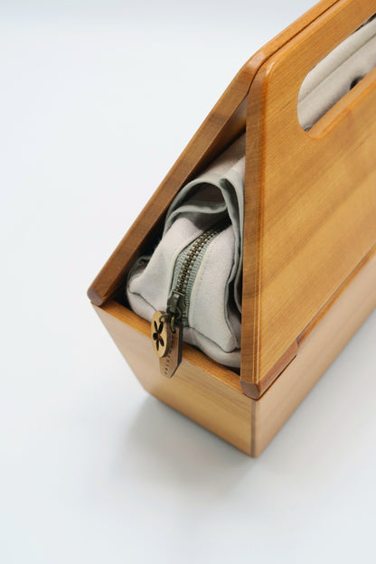 a-h-nr03 "augmenter" Hand Bag Metallic Gray