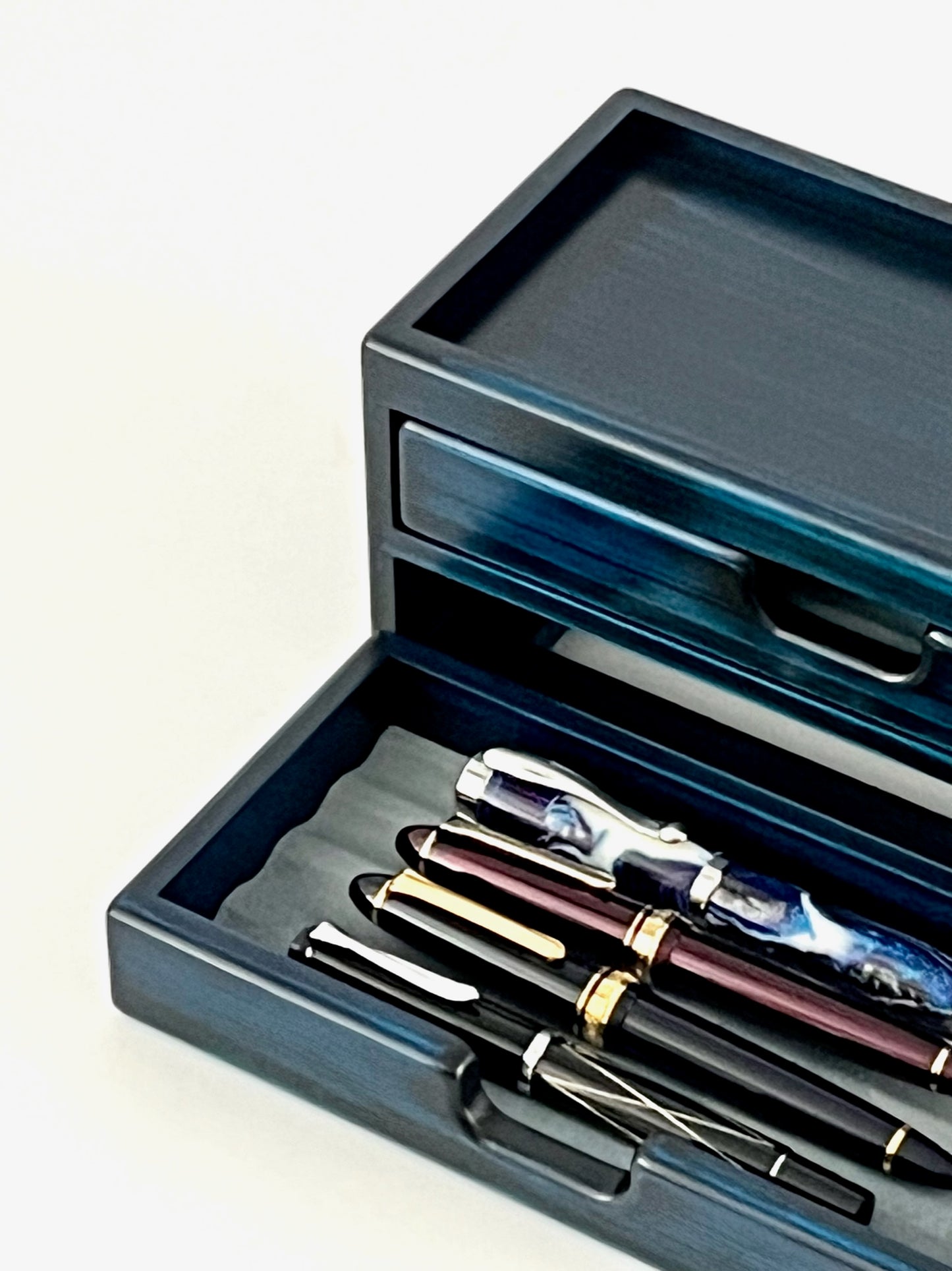 BL104 Hinoki Blue Fountain Pen Box 8