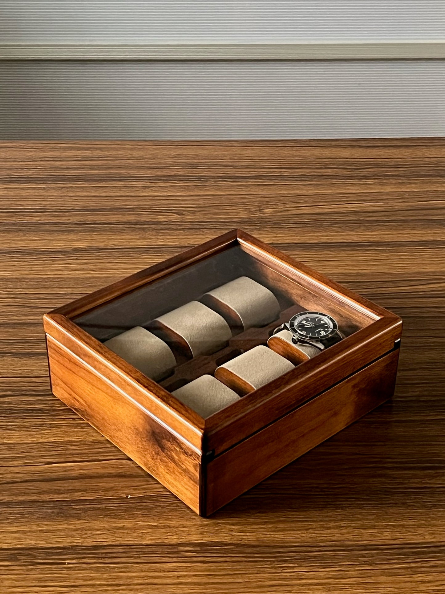 SC145 Watch Box 6