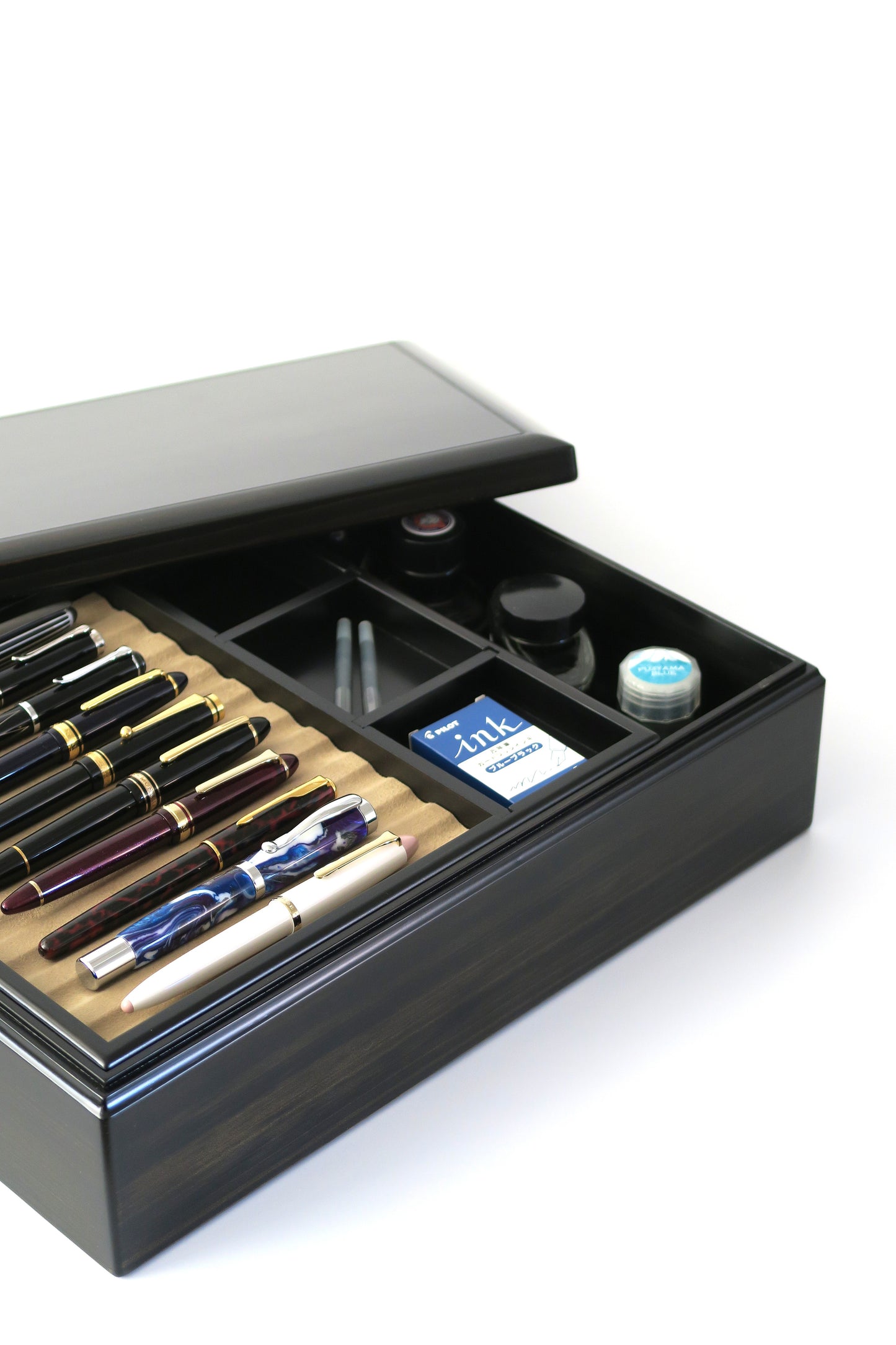 BB139 Hinoki Black Letter Box with a Pen Mat