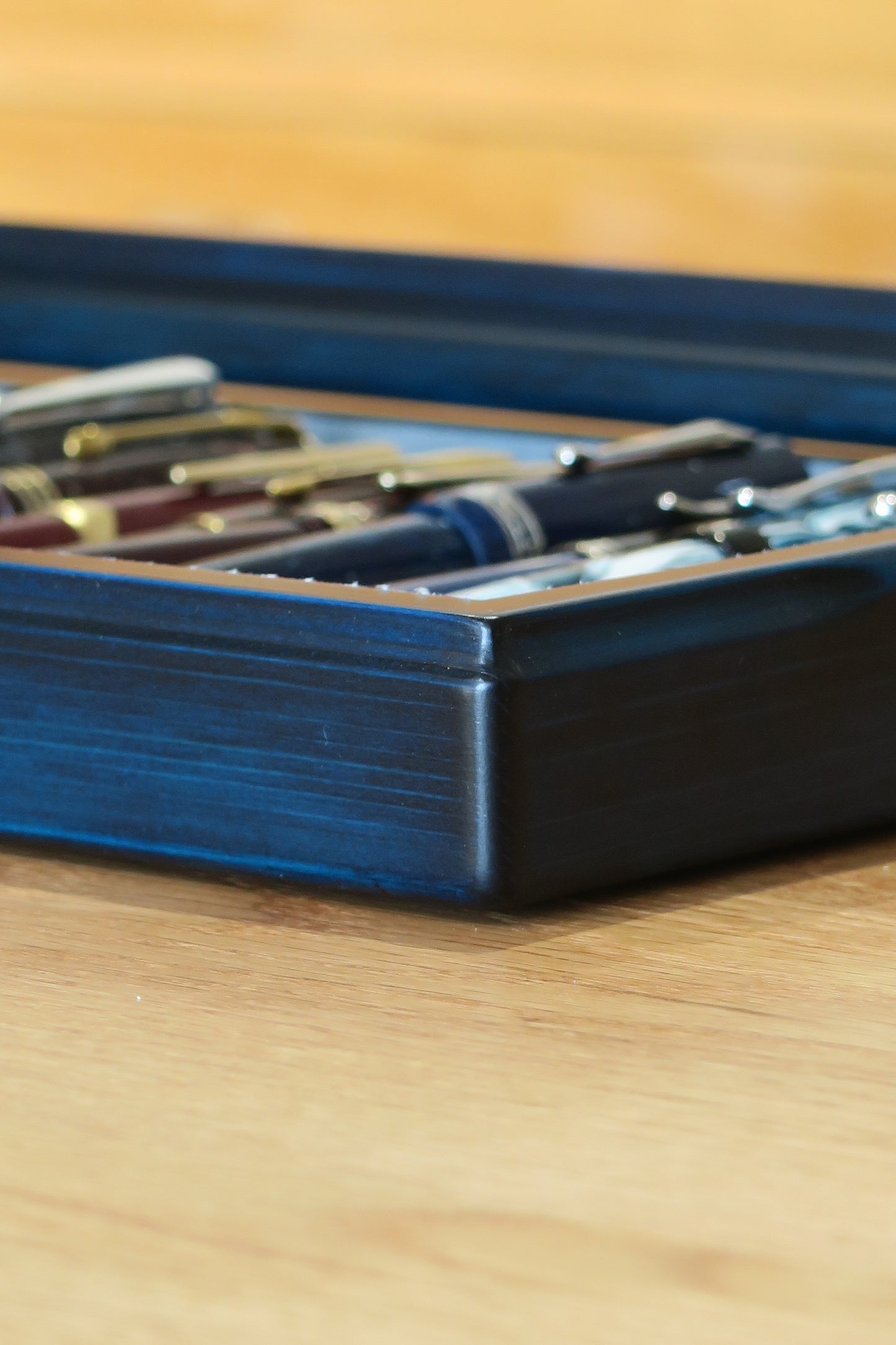 BL112 Hinoki Blue Pen Tray with Fixed Lid