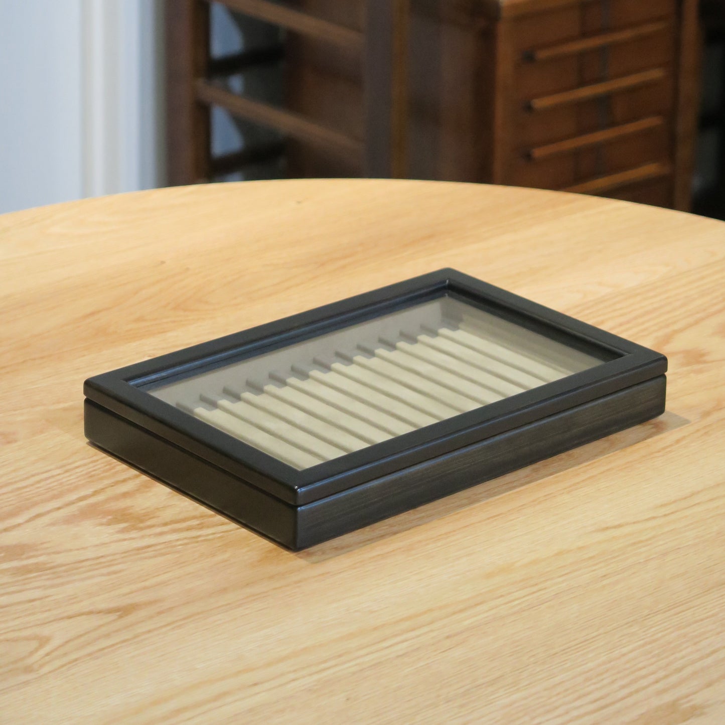BB111 Hinoki Black Pen Tray with Separated Lid