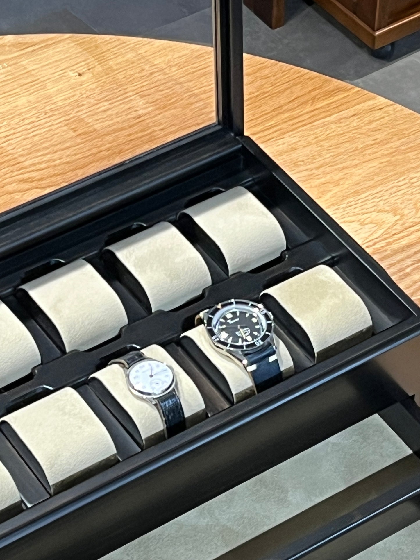 BB172 Hinoki Black Watch Box 10 with Two drawers
