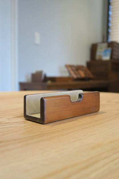 SC47 Glasses Holder