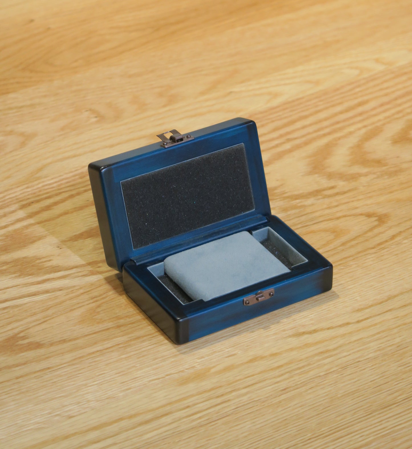 BL124 Hinoki Blue Portable Watch Case