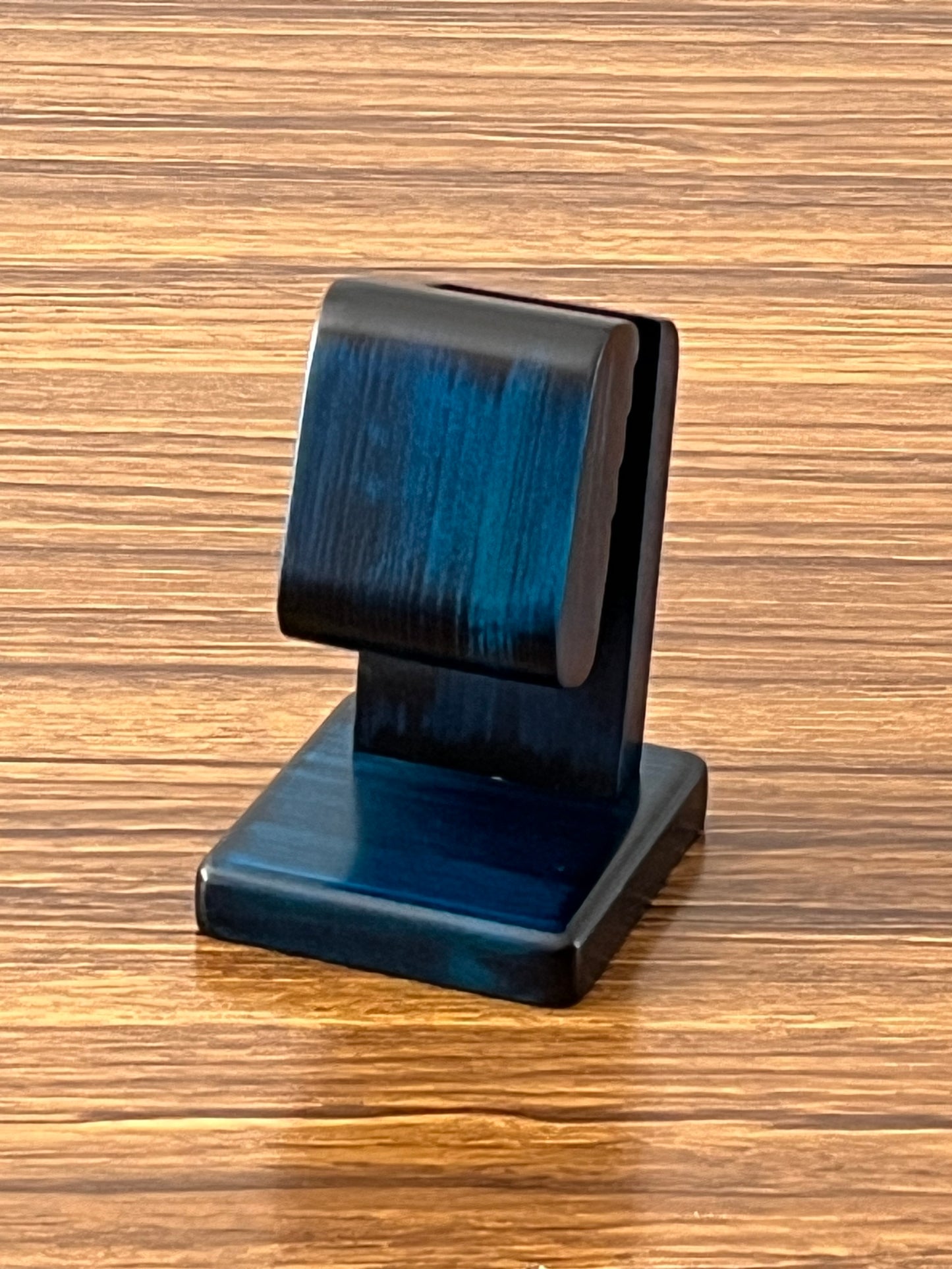 BL81 Hinoki Blue Watch Stand