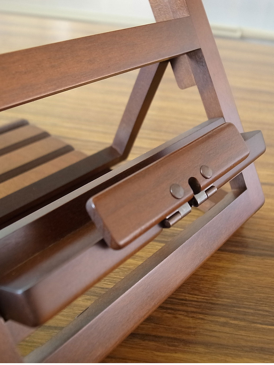 SC116 Portable Book Holder